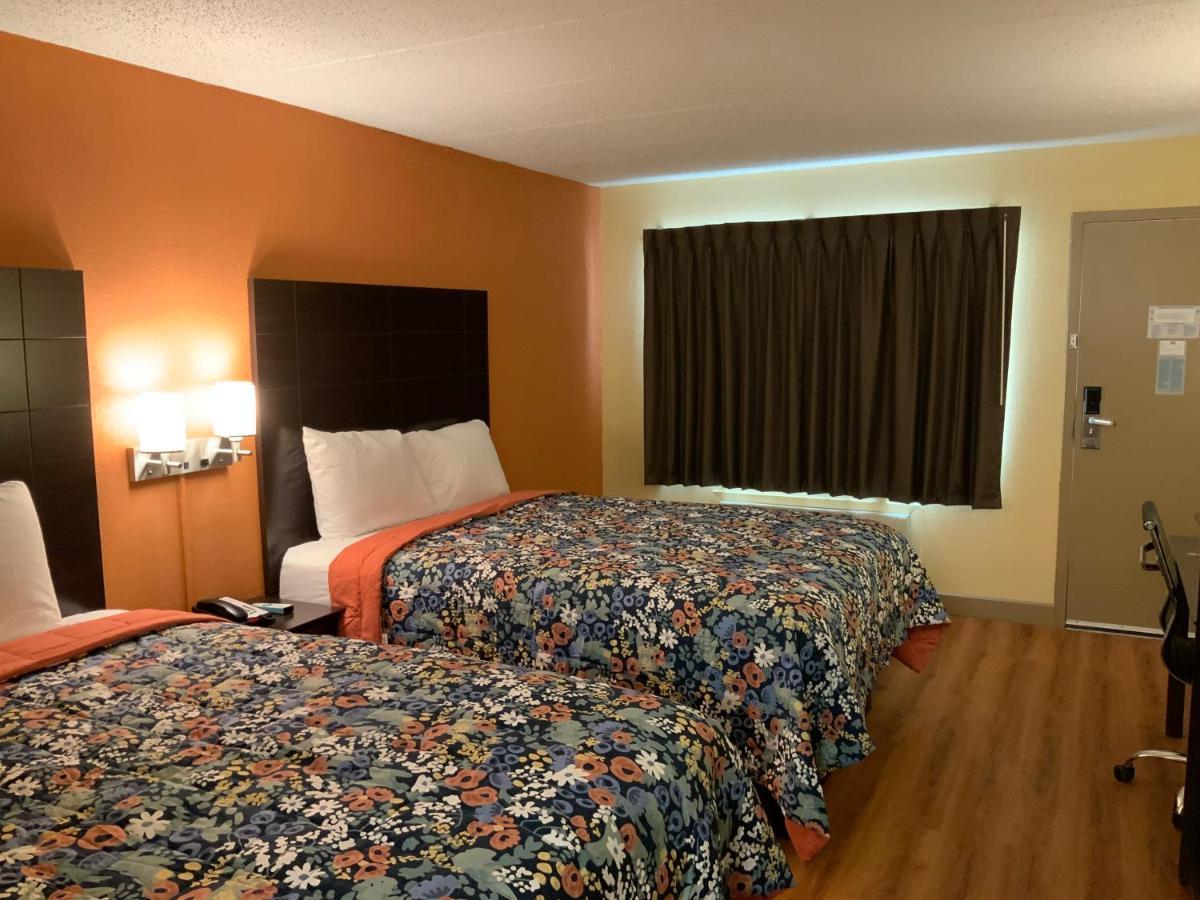 Days Inn By Wyndham Troy Il Exteriér fotografie