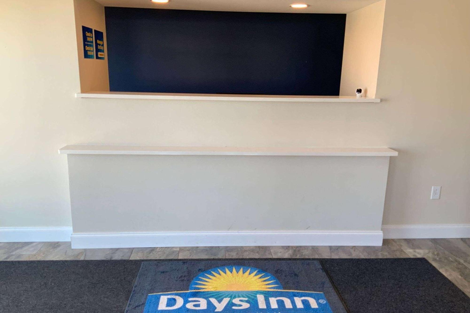 Days Inn By Wyndham Troy Il Exteriér fotografie